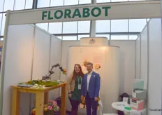 Elizabeth de Zulueta and Alex Frost presenting their FloraBot robotic arms that can make flower arrangements.